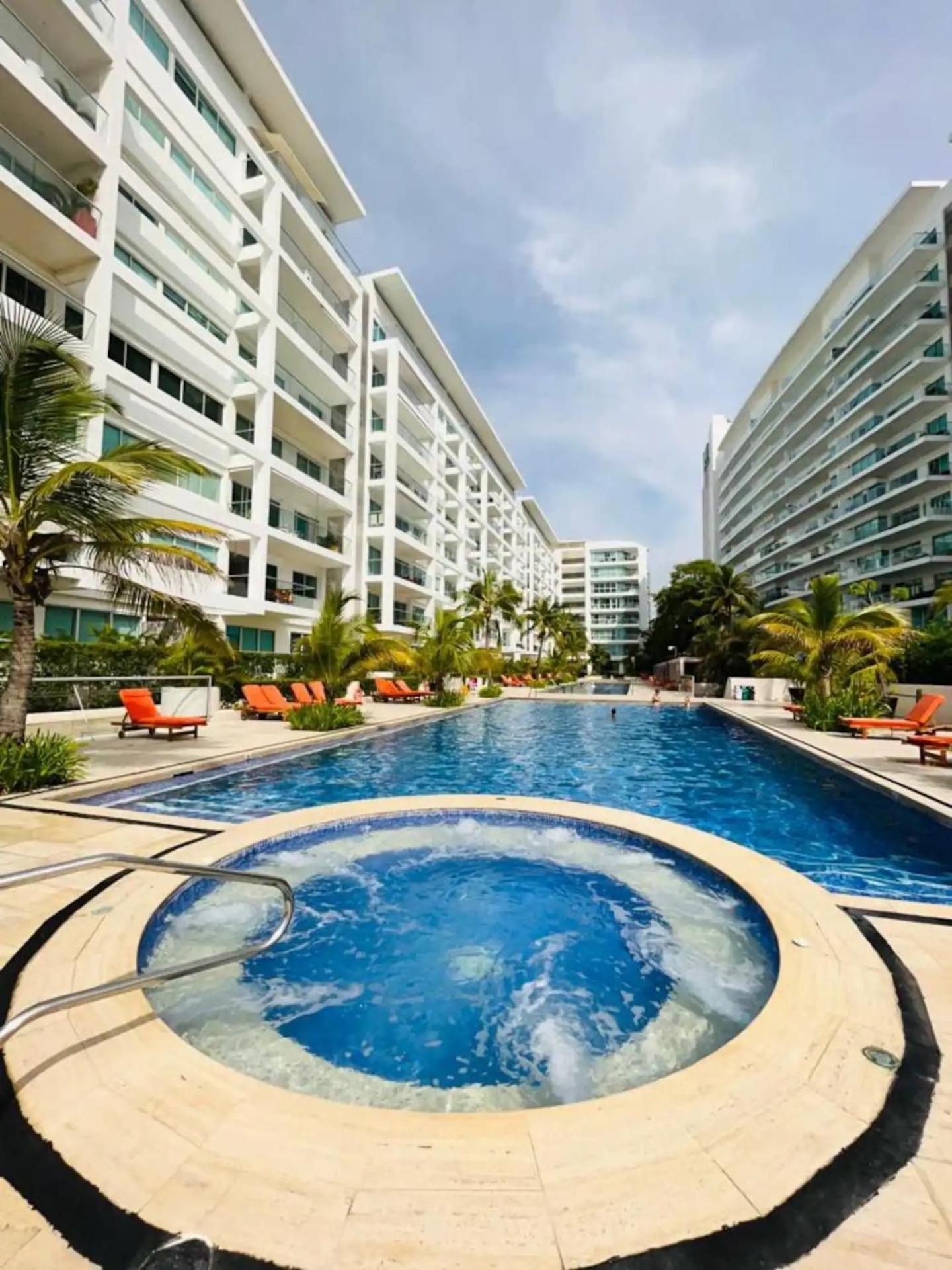 En De Indias, Edificio Morros 3 *