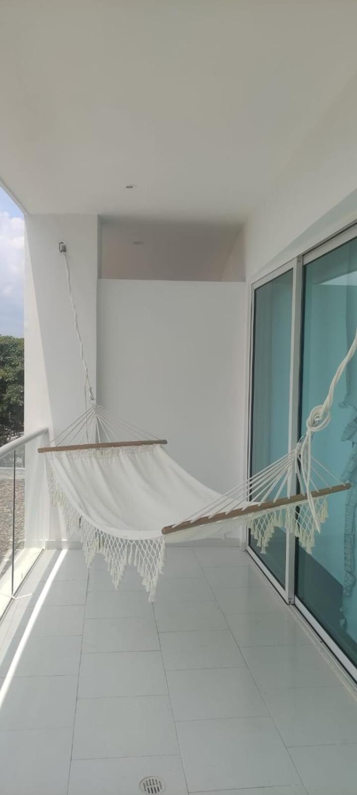 En De Indias, Edificio Morros 3